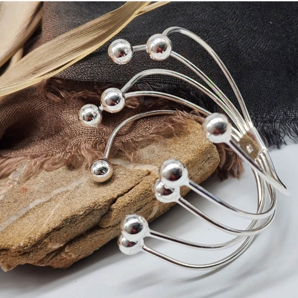 NEIMAN MARCUS PREMIUM 925 SILVER BRACELET Minimalist Contemporary Style - Picture 3 of 6